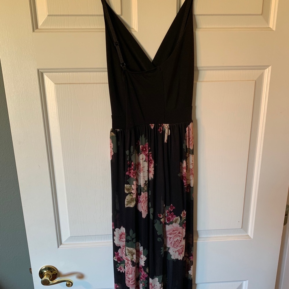 Floral Cross-Back Romper